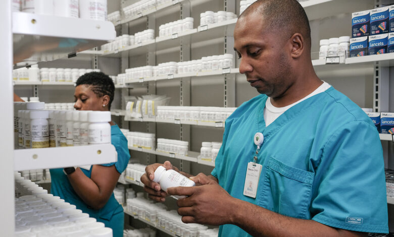 Pharmacy Tech Jobs: A Comprehensive Guide